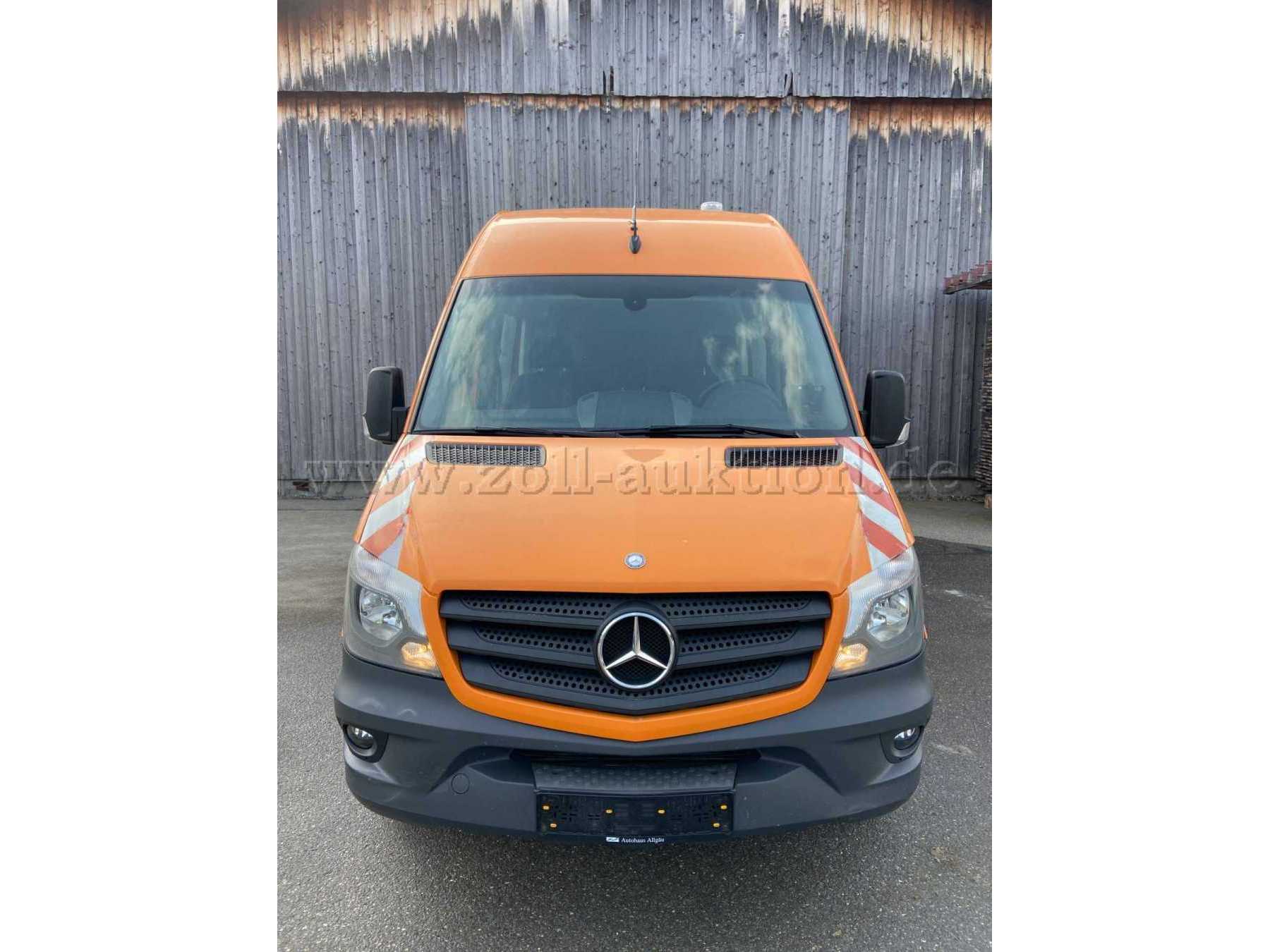 MB Sprinter, von vorne