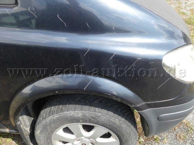 Kotfügel vorne rechts