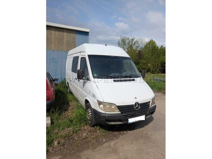 SPRINTER 208CDI Ansicht linke Seite