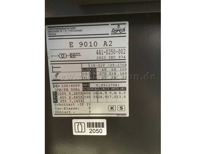 Datenschild mit technischen Angaben.