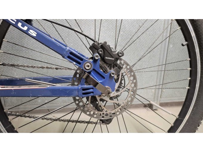 1 MTB, Focus Vario Rookie, blauw, 24-versnellingen XT-versnellingssysteem, 26”, RH42 – foto 10 – kavel bij Zoll-Auktion, Frankfurt am Main