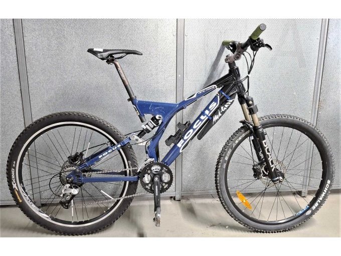 1 MTB, Focus Vario Rookie, blauw, 24-versnellingen XT-versnellingssysteem, 26”, RH42 – kavel bij Zoll-Auktion, Frankfurt am Main
