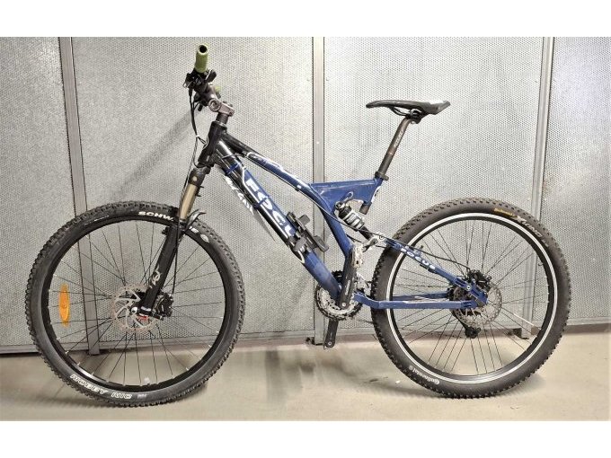 1 MTB, Focus Vario Rookie, blauw, 24-versnellingen XT-versnellingssysteem, 26”, RH42 – foto 2 – kavel bij Zoll-Auktion, Frankfurt am Main