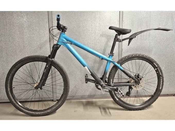 1 MTB, Giant stp, blauw, 8 versnellingen, 26”, RH36 – foto 2 – kavel bij Zoll-Auktion, Frankfurt am Main