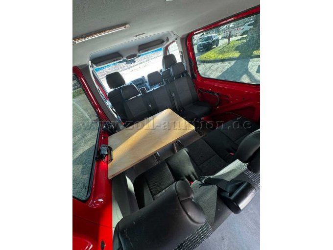 Fehlende Verkleidung Tür