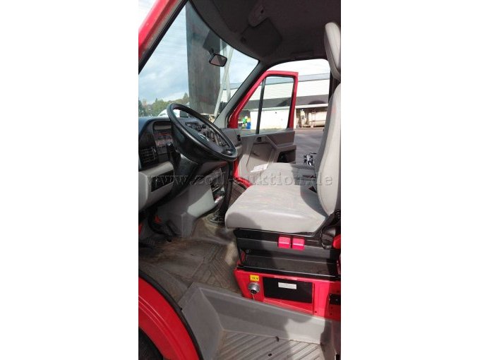 Ansicht Innenraum Vorne Links