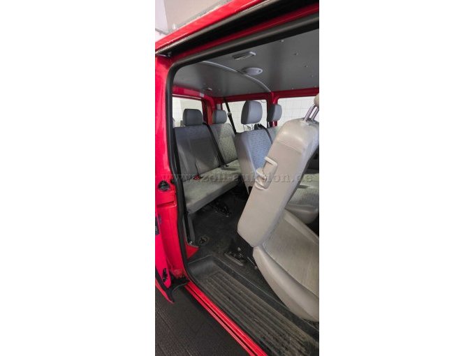 MTF Volkswagen T5 1,9 TDI Ansicht Mannschaftsraum