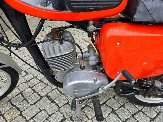 Motor links