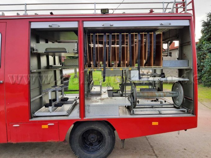 1 Magirus-Deutz 90M 5,9 F Feuerwehr LF8 – foto 7 – kavel bij Zoll-Auktion, Gallin-Kuppentin