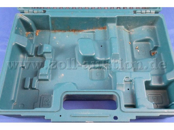 Originalkoffer geöffnet Bodeninhalt verschmutzt