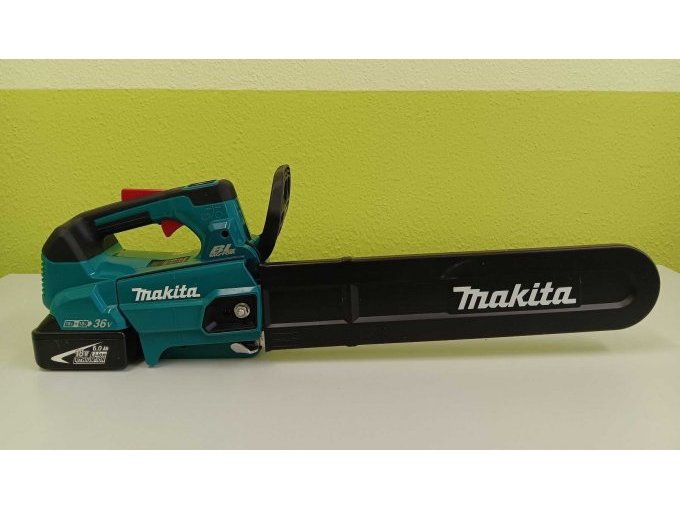 Makita Akku-Kettensäge