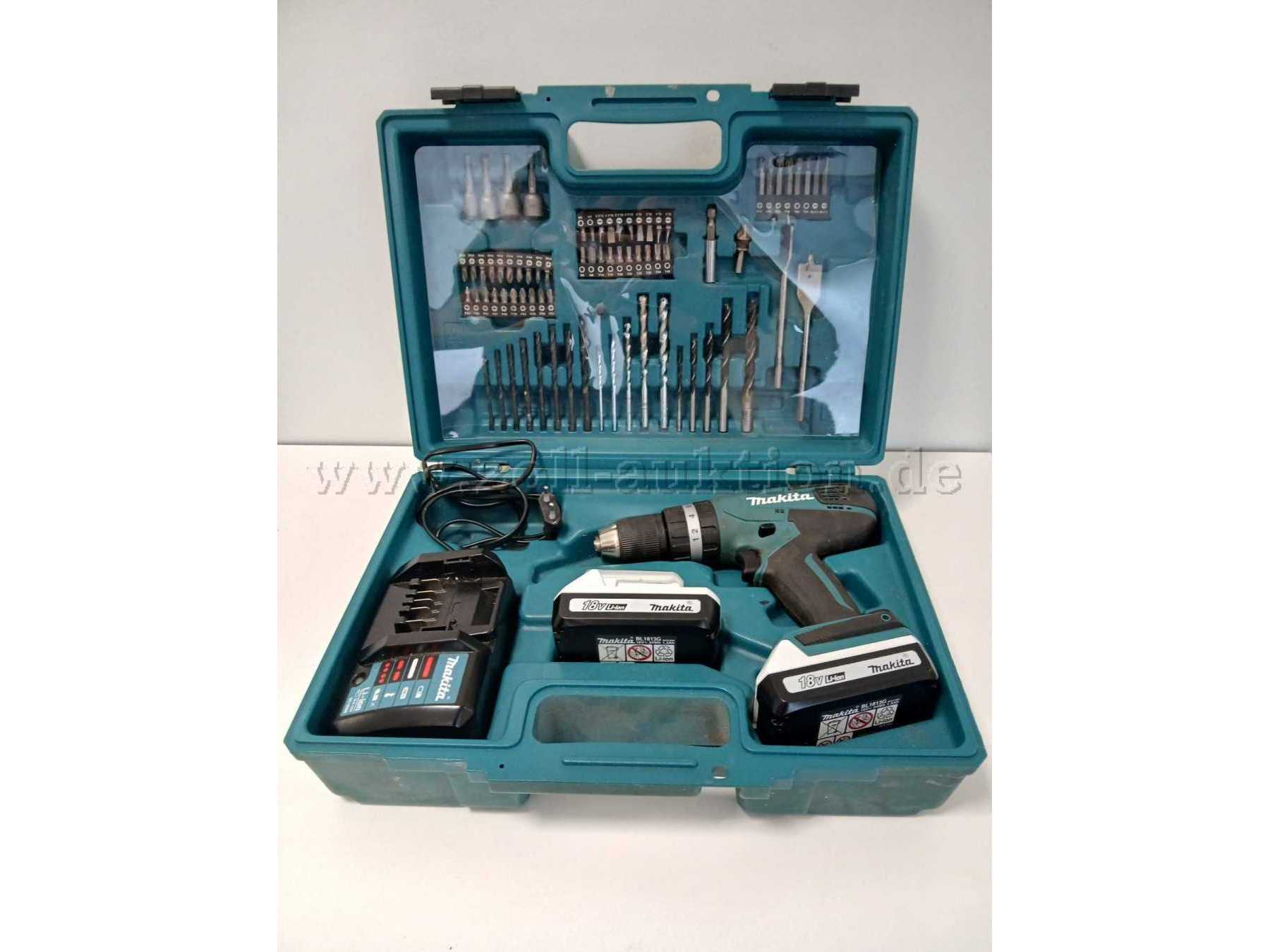 Makita Koffer-Set inkl. 74tlg. Zubehör