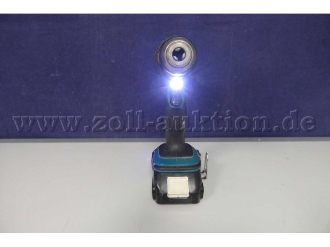 Ansicht Akkuschrauber von vorne mit Lampe
