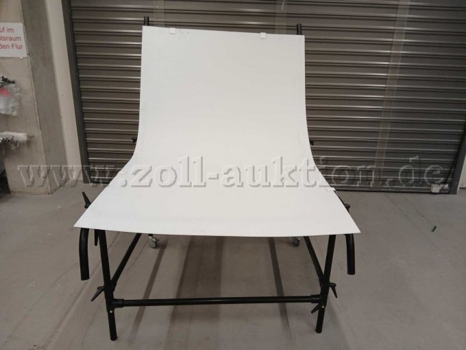 Aufnahmetisch mit Plexiglas Panel 200 x 125 cm Aufnahmetisch mit Plexiglas Panel 200 x 125 cm