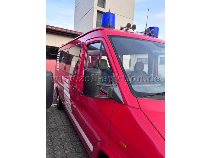1 personeelsbus Mercedes-Benz Sprinter 212 D – foto 4 – kavel bij Zoll-Auktion, Lauterbach (Hessen)