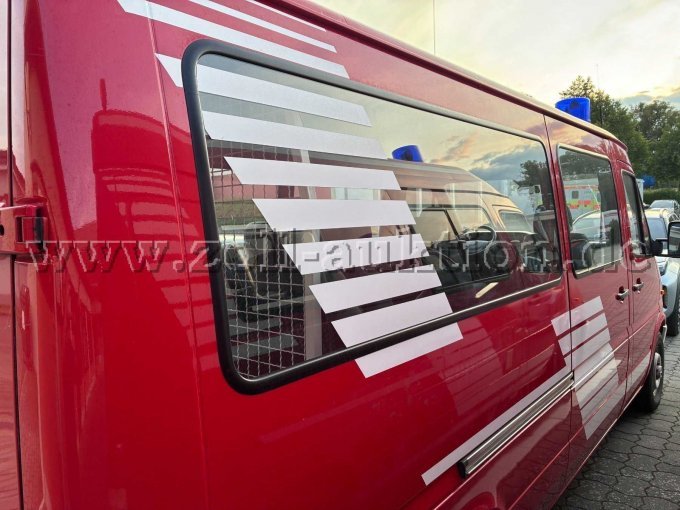 1 personeelsbus Mercedes-Benz Sprinter 212 D – foto 2 – kavel bij Zoll-Auktion, Lauterbach (Hessen)