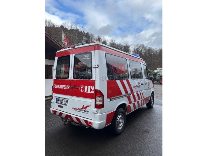 Heck-/Seitenansicht Beifahrerseite