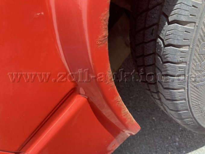 MTW Rostschaden vorn rechts