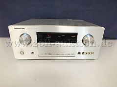 Gesamtansicht der Zoll Auktion Marantz SR7001 AV-Receiver von vorne