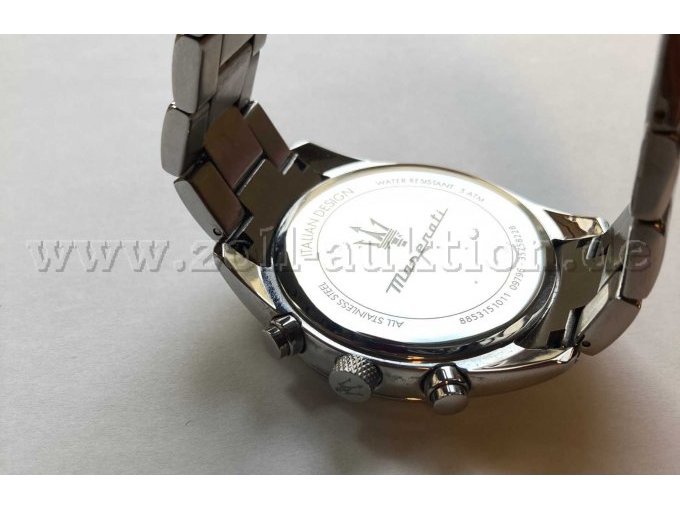 Rückansicht Uhr mit Artikelnummer und Hersteller