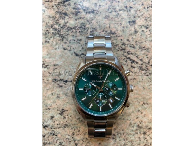 Ansicht Uhr mit grünen Ziffernblatt