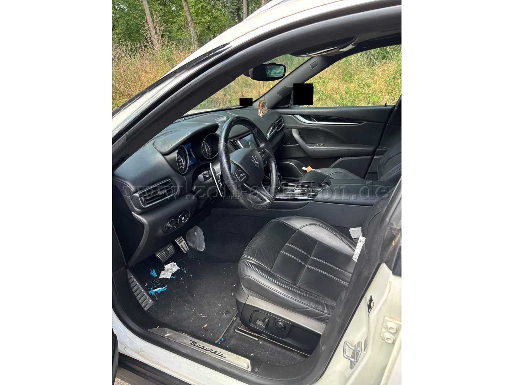 Tür offen Fahrer