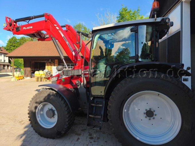 1 Massey Ferguson 5711 M Dyna-4 4WD Essential Kabine – foto 5 – kavel bij Zoll-Auktion, Ahorn