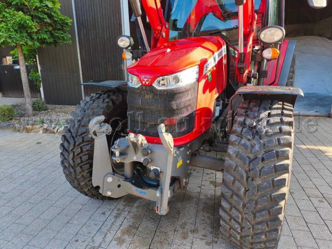 1 Massey Ferguson 5711 M Dyna-4 4WD Essential Kabine – foto 3 – kavel bij Zoll-Auktion, Ahorn
