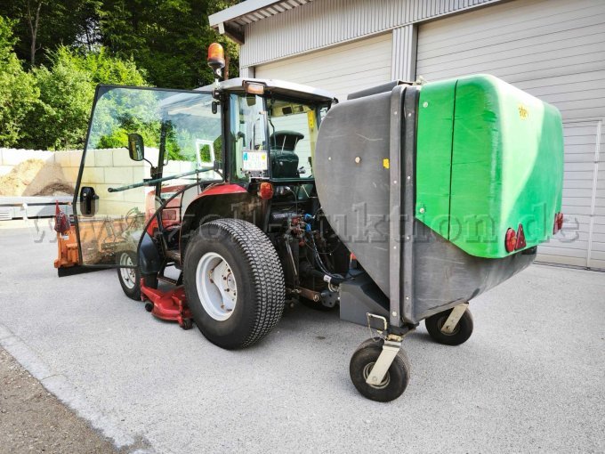 Massey Ferguson hinten links