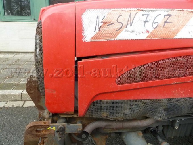 Motorhaube deformiert