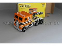 Matchbox Collectors Modellauto 1979 Freightliner FLT 2023 Ansicht von der linken Seite