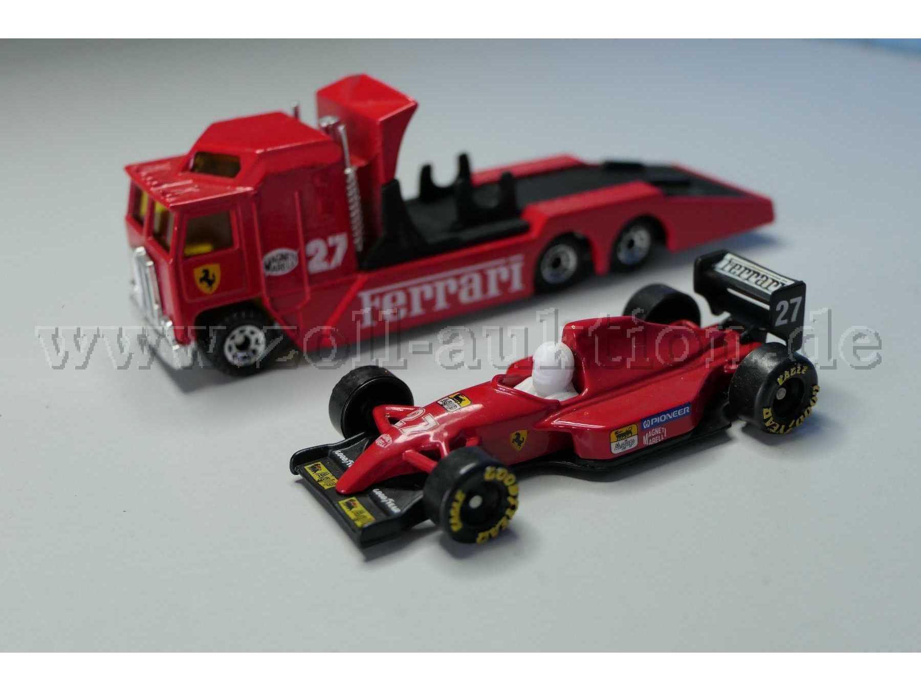 Matchbox Modellauto Kenworth Cabover Racing Transporter mit Ferrari, 1:90 Gesamtansicht
