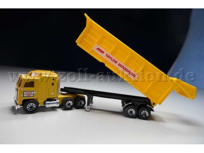 Matchbox Sattelzug Taylor Woodrow Ansicht von der Seite