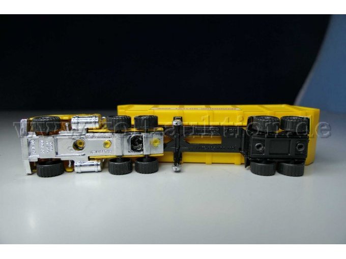 Matchbox Sattelzug Taylor Woodrow Ansicht von unten