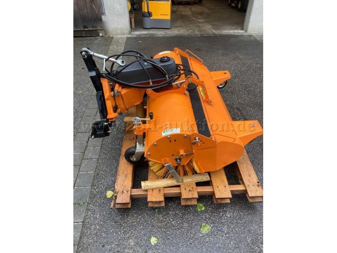 Kehrmaschine rechte Seite