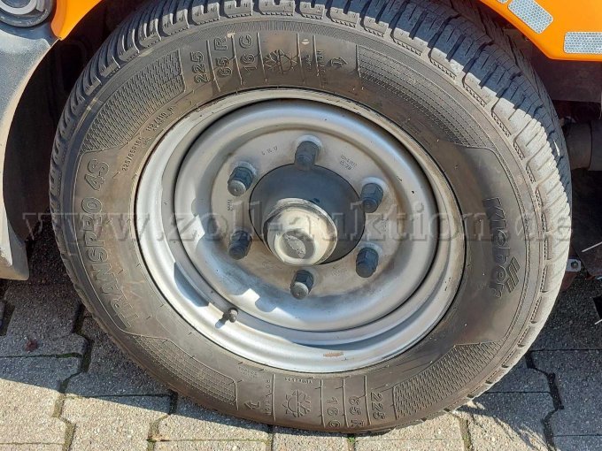 Detailbild Reifen (Alle vier Reifen wurden 2025 erneuert)