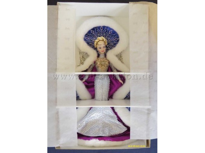 Barbie-Puppe im Karton mit Papierschutz