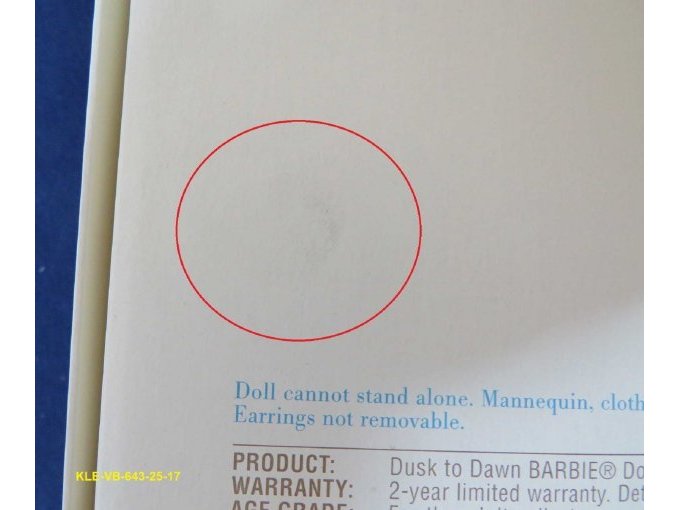 Beispiel für Verschmutzung auf der Unterseite des Kartons (1)