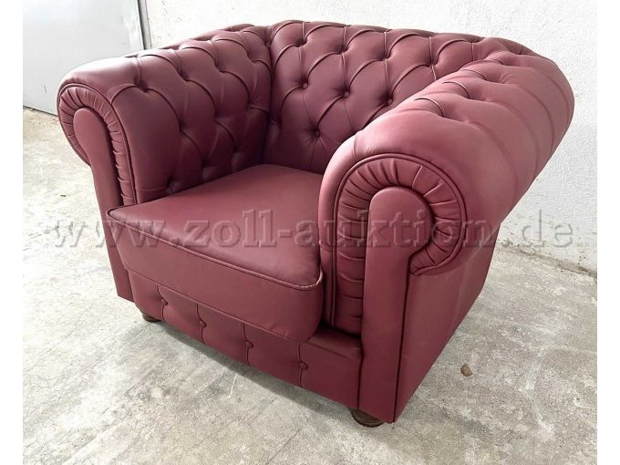 Chesterfiel Sessel Bristol von rechts