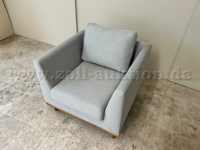 Sessel Larsen von rechts oben