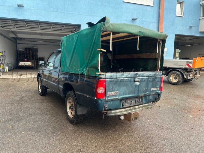 1 Mazda B 2500 Turbo pick-up met zeilopbouw – foto 8 – kavel bij Zoll-Auktion, Schmelz