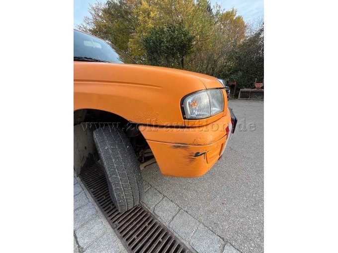 Stoßstange und Radlauf vorne Beifahrerseite