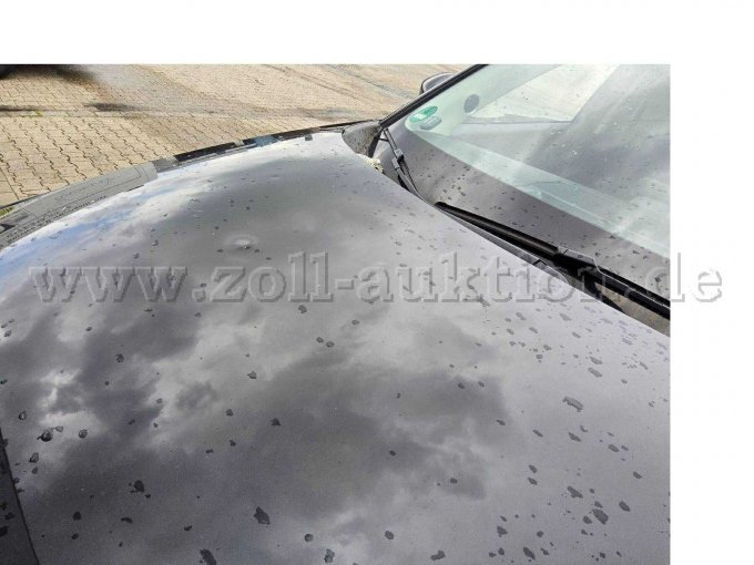Hagelschaden Motorhaube