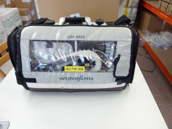 Frontansicht in Tasche