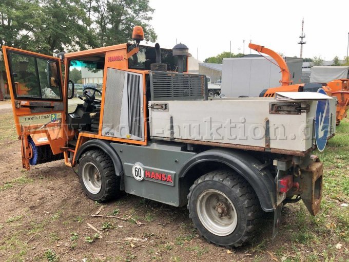1 multifunctioneel voertuig Hansa APZ 1003 met gebreken, voorzien van winterdienstuitrusting – foto 3 – kavel bij Zoll-Auktion, Gifhorn