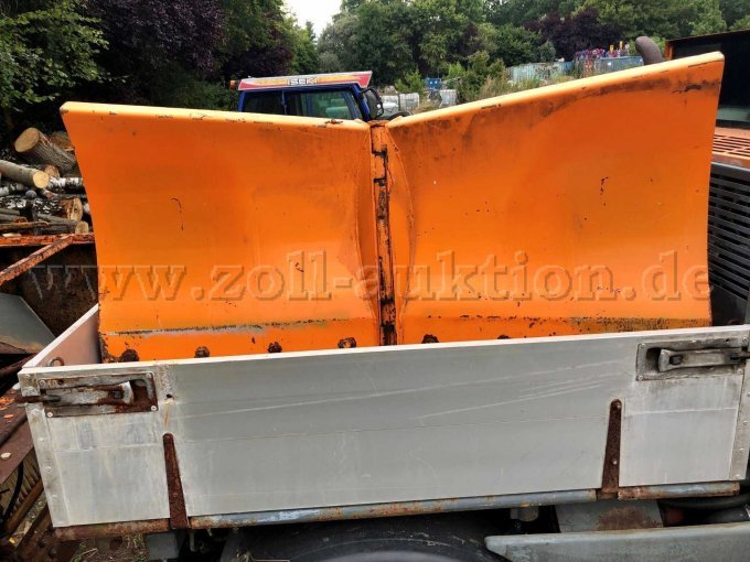1 multifunctioneel werktuigdrager Hansa APZ 1003 met winterdienstuitrusting, met gebreken – foto 8 – kavel bij Zoll-Auktion, Gifhorn