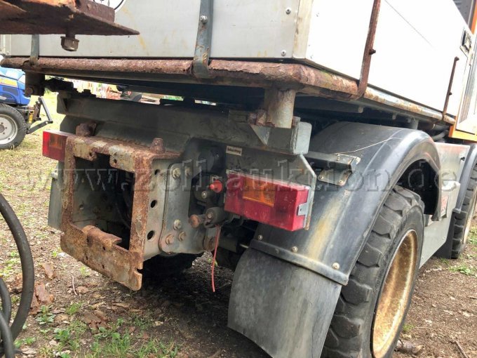 1 multifunctioneel werktuigdrager Hansa APZ 1003 met winterdienstuitrusting, met gebreken – foto 4 – kavel bij Zoll-Auktion, Gifhorn