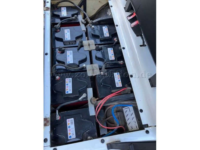 Melex 966 DS_Batteriefach