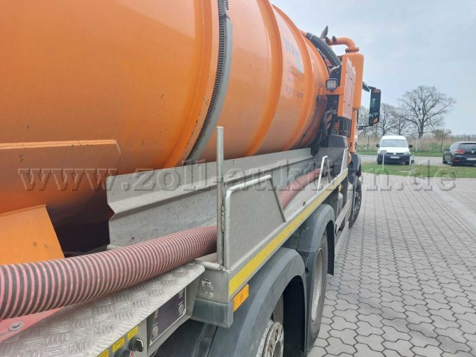 Schlauchablage rechts