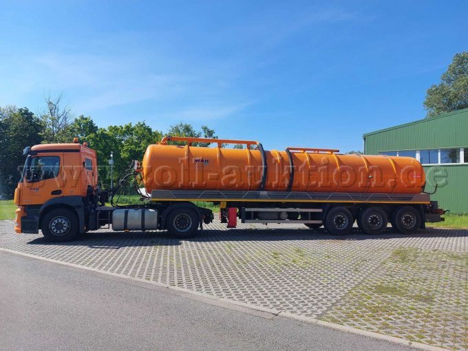 Ansicht Sattelzumaschine links